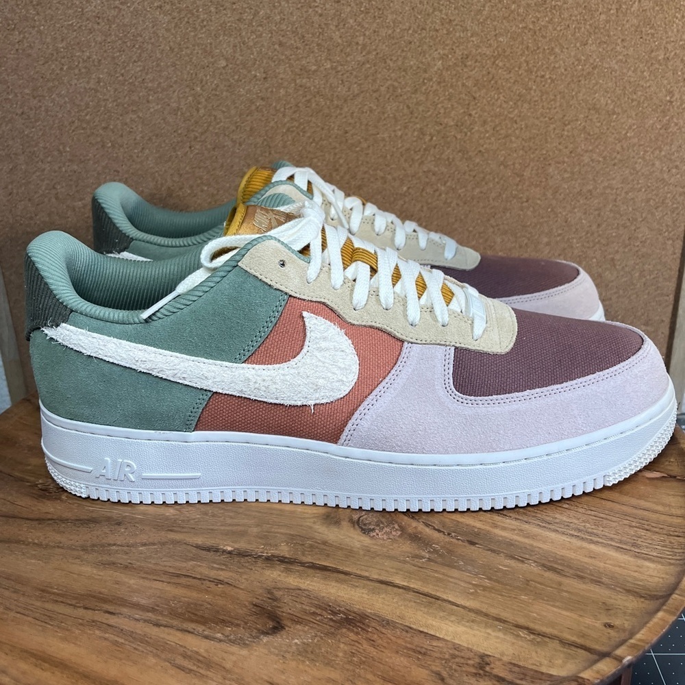 Nike Air Force 1 07 LX W
Brand new W/ box🔥
